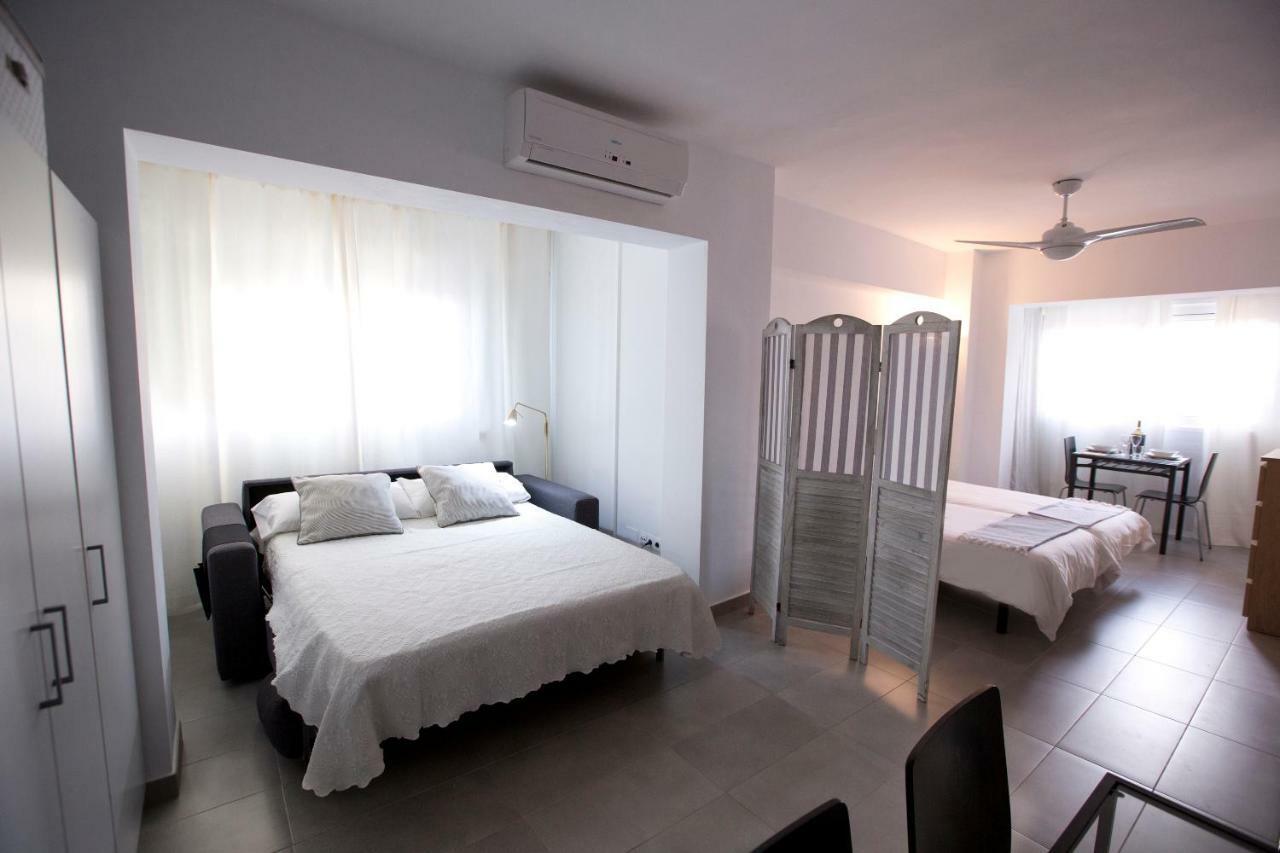 Apartamento Malagueta Beach 10 Малага Екстер'єр фото