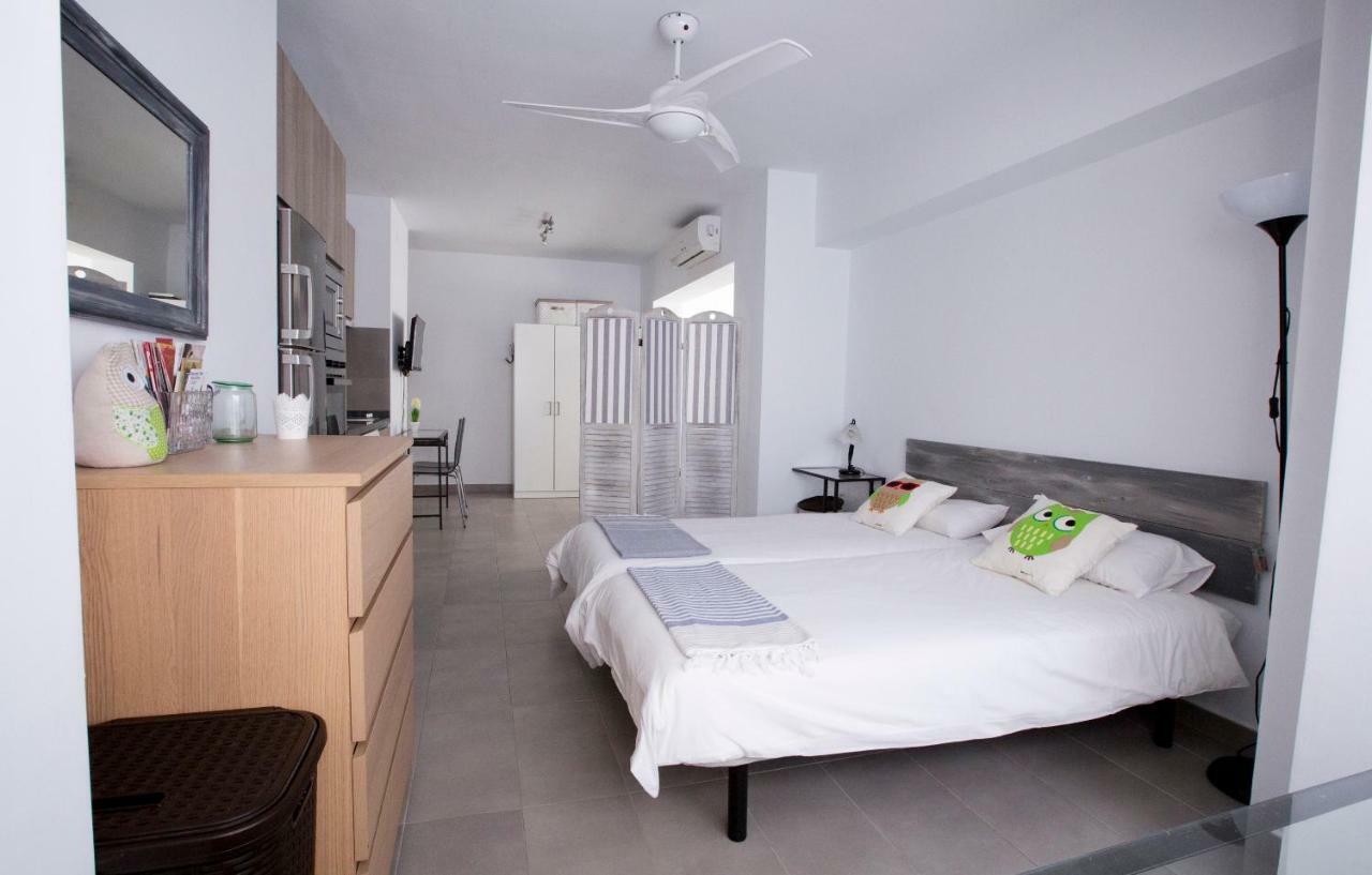 Apartamento Malagueta Beach 10 Малага Екстер'єр фото