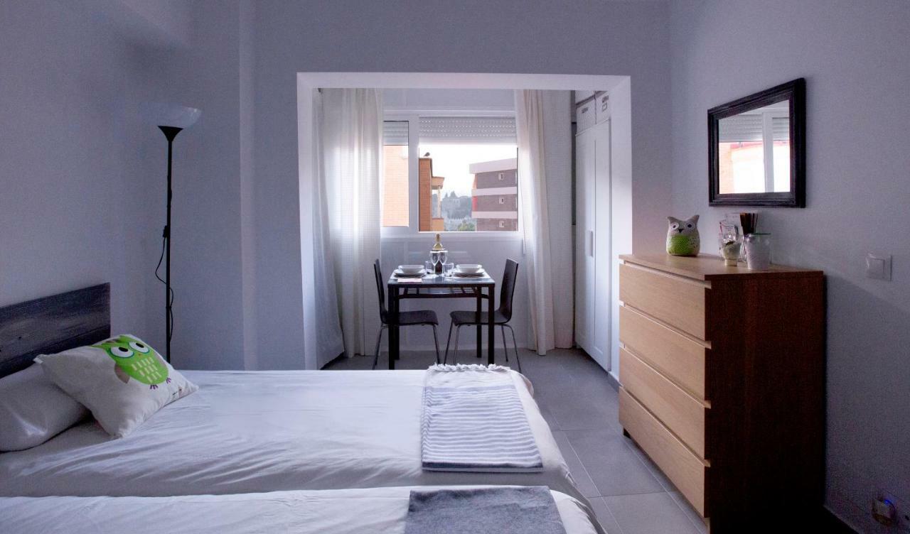 Apartamento Malagueta Beach 10 Малага Екстер'єр фото