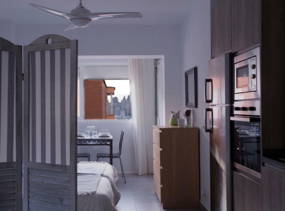 Apartamento Malagueta Beach 10 Малага Екстер'єр фото